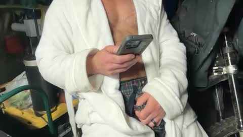 Snapshot of whackingmywilly chatting on February 8, 9:23 am whackingmywilly online show from February 8, 9:23 am