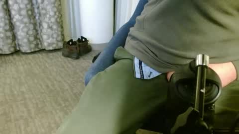 Snapshot of whatashot chatting on February 18, 3:24 am whatashot online show from February 18, 3:24 am