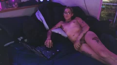 Snapshot of whiskyreign chatting on November 3, 10:27 am Risky online show from November 3, 10:27 am