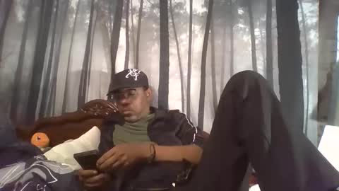 Snapshot of whisperw chatting on April 7, 8:42 pm whisperw online show from April 7, 8:42 pm