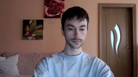 Snapshot of white_sport chatting on March 3, 1:28 pm Tom online show from March 3, 1:28 pm