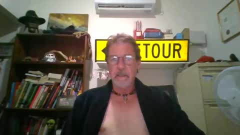 whiteboomer online show from March 15, 7:53 pm