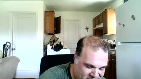 Snapshot of whiteboyguidx chatting on June 12, 1:21 pm Tony Floyd online show from June 12, 1:21 pm