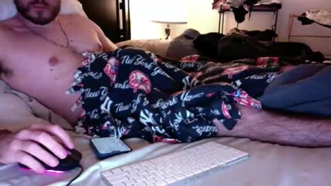 Snapshot of whitebubblebutt44 chatting on November 17, 1:33 am whitebubblebutt44 online show from November 17, 1:33 am