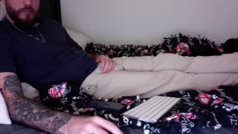 Snapshot of whitebubblebutt44 chatting on February 9, 4:44 pm whitebubblebutt44 online show from February 9, 4:44 pm