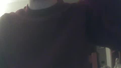 Snapshot of whiteduke81 chatting on January 19, 10:28 pm Whiteduke online show from January 19, 10:28 pm