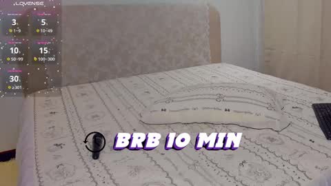 whitehelenn online show from February 25, 7:12 pm