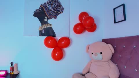 Snapshot of whitney_brown_ chatting on February 15, 1:20 pm Whitney online show from February 15, 1:20 pm