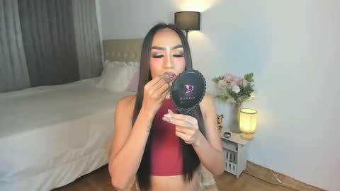 Arra Brown online show from November 8, 7:12 pm