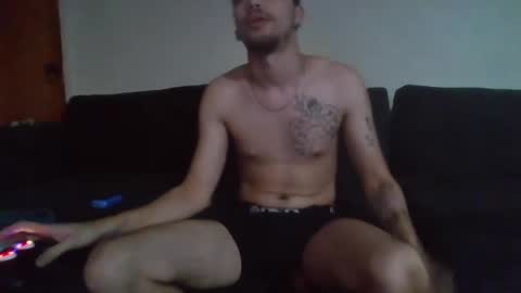 Snapshot of whosten0 chatting on September 28, 12:38 am whosten0 online show from September 28, 12:38 am