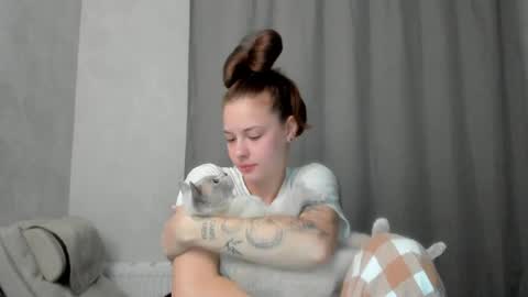 Veronica online show from April 12, 6:57 pm