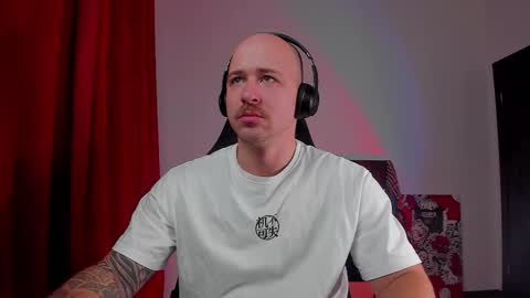 VI online show from November 11, 3:23 pm