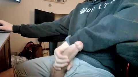 Snapshot of whynot8806 chatting on January 17, 6:40 am whynot8806 online show from January 17, 6:40 am