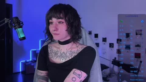 Snapshot of whysosweet chatting on December 14, 12:44 am iggy iggz online show from December 14, 12:44 am