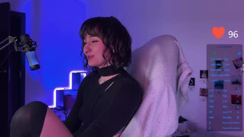 Snapshot of whysosweet chatting on January 6, 9:00 pm iggy iggz online show from January 6, 9:00 pm