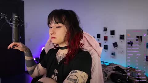 iggy iggz online show from February 13, 2:40 am