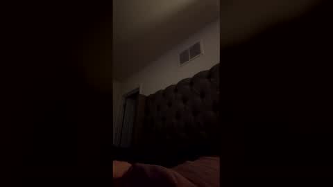 wickedfoxnut online show from March 23, 5:11 am