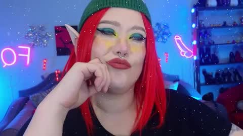 Snapshot of wickedxqueen chatting on December 24, 10:39 pm Laura  online show from December 24, 10:39 pm