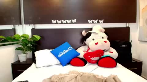 sussy online show from July 3, 12:33 pm