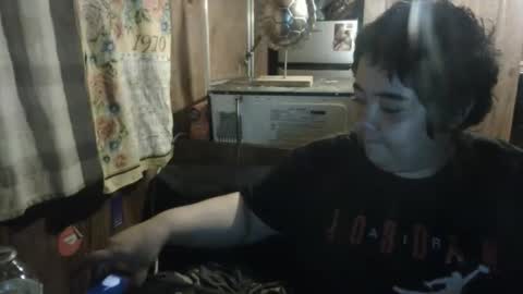 wigper online show from March 10, 3:33 am