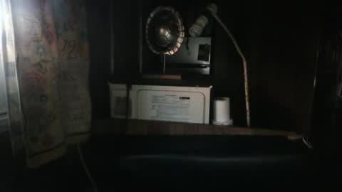 Snapshot of wigper chatting on May 18, 3:02 am wigper online show from May 18, 3:02 am