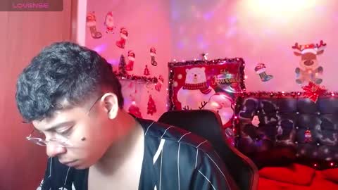 wiilliam online show from December 5, 3:50 pm