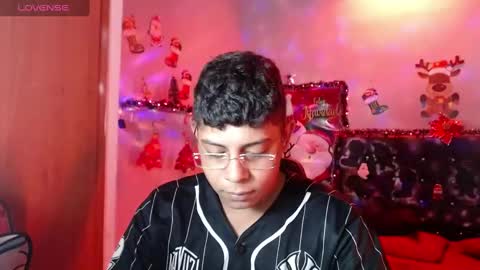 wiilliam online show from December 5, 6:55 pm