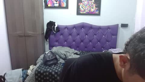 wiilliam online show from January 6, 3:27 pm