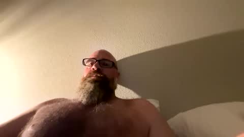 wil1565 online show from March 17, 12:37 am