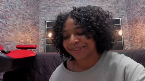 wild_firee_ online show from July 28, 11:28 am