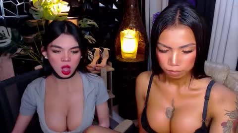 Snapshot of wildara chatting on November 25, 11:27 pm wildara online show from November 25, 11:27 pm