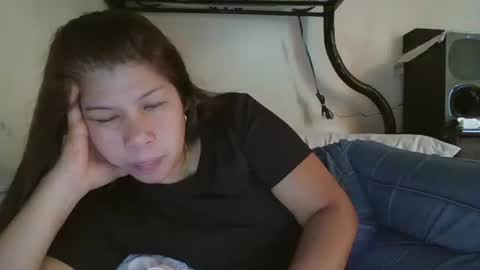 Snapshot of wildbrownchick69 chatting on February 26, 6:15 am WildChick online show from February 26, 6:15 am