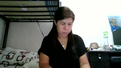 Snapshot of wildbrownchick69 chatting on October 1, 11:44 pm WildChick online show from October 1, 11:44 pm
