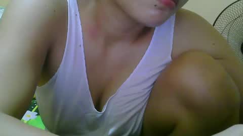 Snapshot of wildcamille chatting on January 25, 12:37 pm camille online show from January 25, 12:37 pm