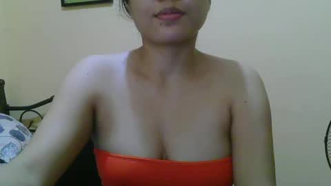 Snapshot of wildcamille chatting on February 25, 1:50 pm camille online show from February 25, 1:50 pm