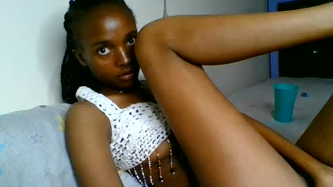 Snapshot of wildflowr chatting on July 3, 4:24 pm wildflowr online show from July 3, 4:24 pm