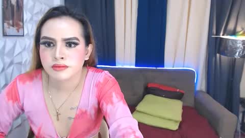 Snapshot of wildhot_pauleen4uxxx chatting on October 6, 6:38 pm pauleen online show from October 6, 6:38 pm