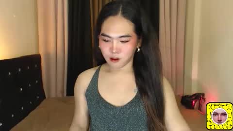 Snapshot of wildhotcore chatting on March 8, 4:44 pm Lianelaiza online show from March 8, 4:44 pm