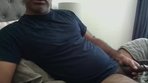 Snapshot of wildhungry chatting on November 4, 6:29 pm wildhungry online show from November 4, 6:29 pm