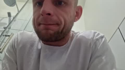 wildmike93 online show from February 5, 9:08 pm