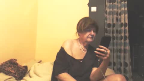 WildRedCat online show from March 6, 9:55 pm