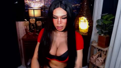 Snapshot of wildroxie chatting on January 9, 12:35 am ROXIE online show from January 9, 12:35 am