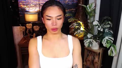 Snapshot of wildroxie chatting on January 17, 8:34 pm ROXIE online show from January 17, 8:34 pm