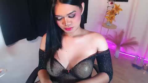 Ms Lucy online show from October 3, 2:08 am
