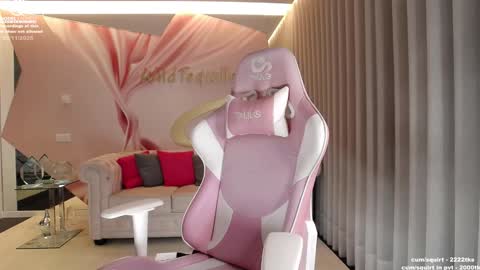 Snapshot of wildtequilla chatting on November 5, 8:42 pm Lili online show from November 5, 8:42 pm