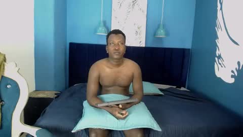 Snapshot of william_bennett chatting on June 7, 11:58 am william_bennett online show from June 7, 11:58 am