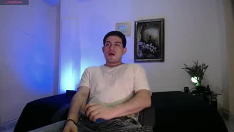 William Steel online show from March 28, 11:43 am