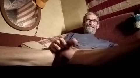 Snapshot of williamgrantham555 chatting on January 9, 6:38 am williamgrantham555 online show from January 9, 6:38 am