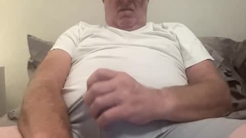 willieb777 online show from October 11, 1:09 pm