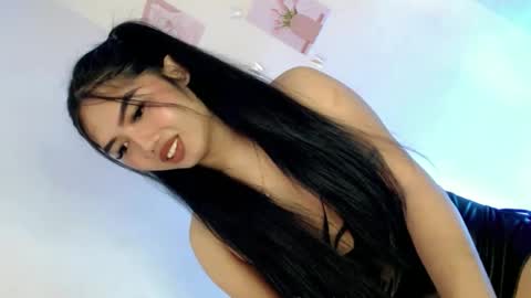 LE XI online show from March 1, 8:44 pm